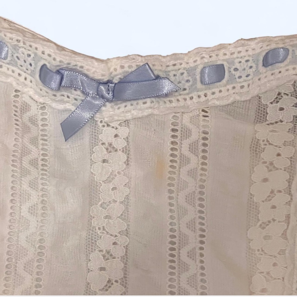 EDIKTED Ribbon Blue and White Corset Top #corsettop - Picture 5 of 6
